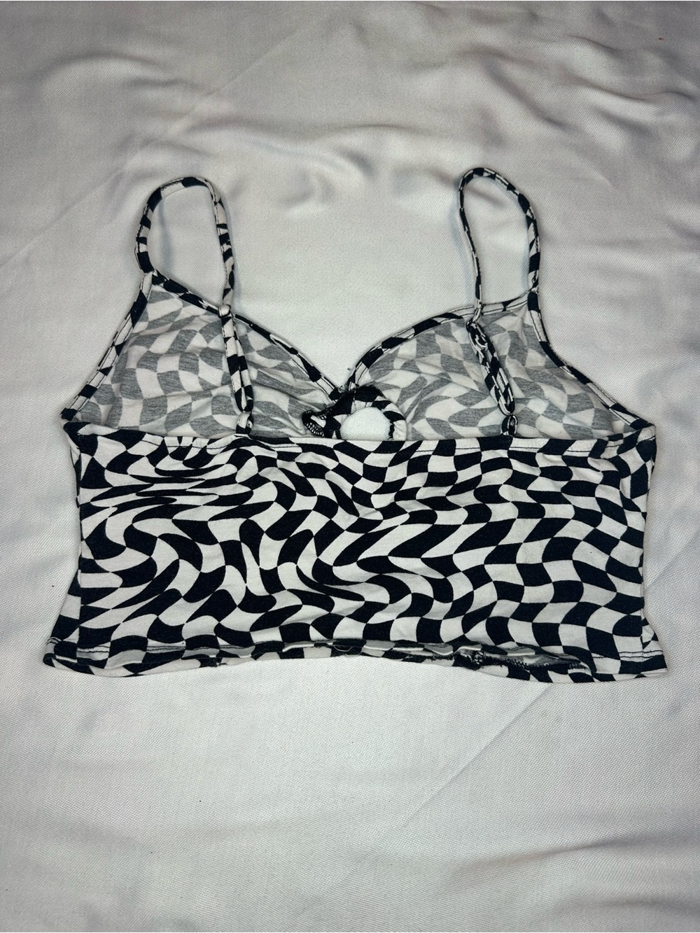 SO Black & White Optical Illusion Crop Tank - Picture 5 of 6
